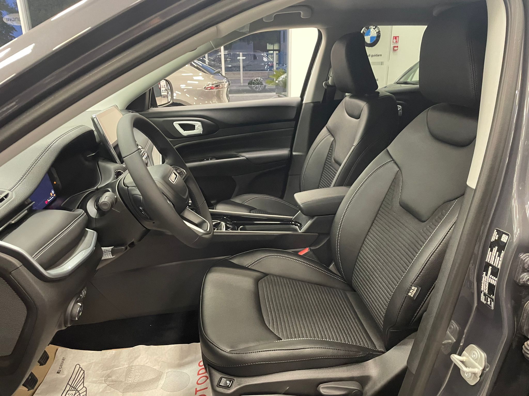 JEEP COMPASS 1.6MJT 130CV LIMITED 31/10/24 KM0 – MP MOTORS