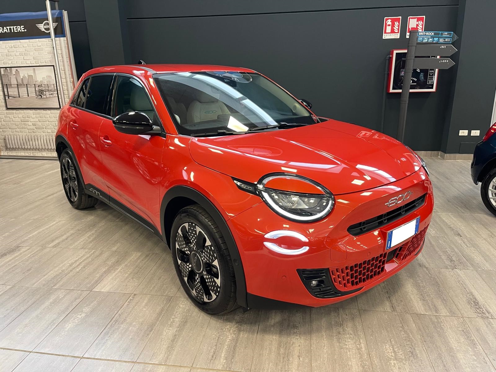 FIAT 600e LA PRIMA 12/2023 11.300KM 63KW 84CV – MP MOTORS