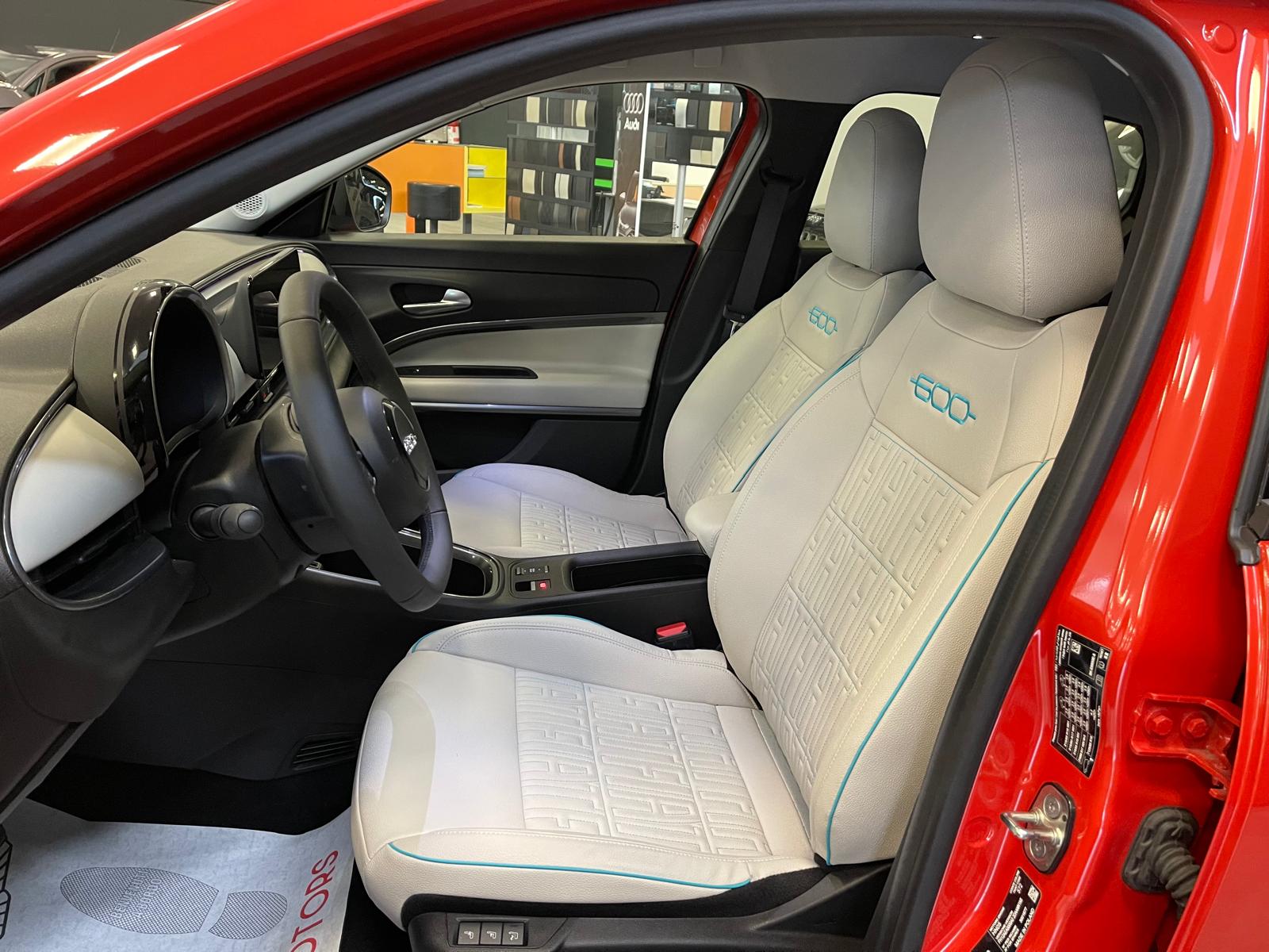 FIAT 600e LA PRIMA 12/2023 11.300KM 63KW 84CV – MP MOTORS