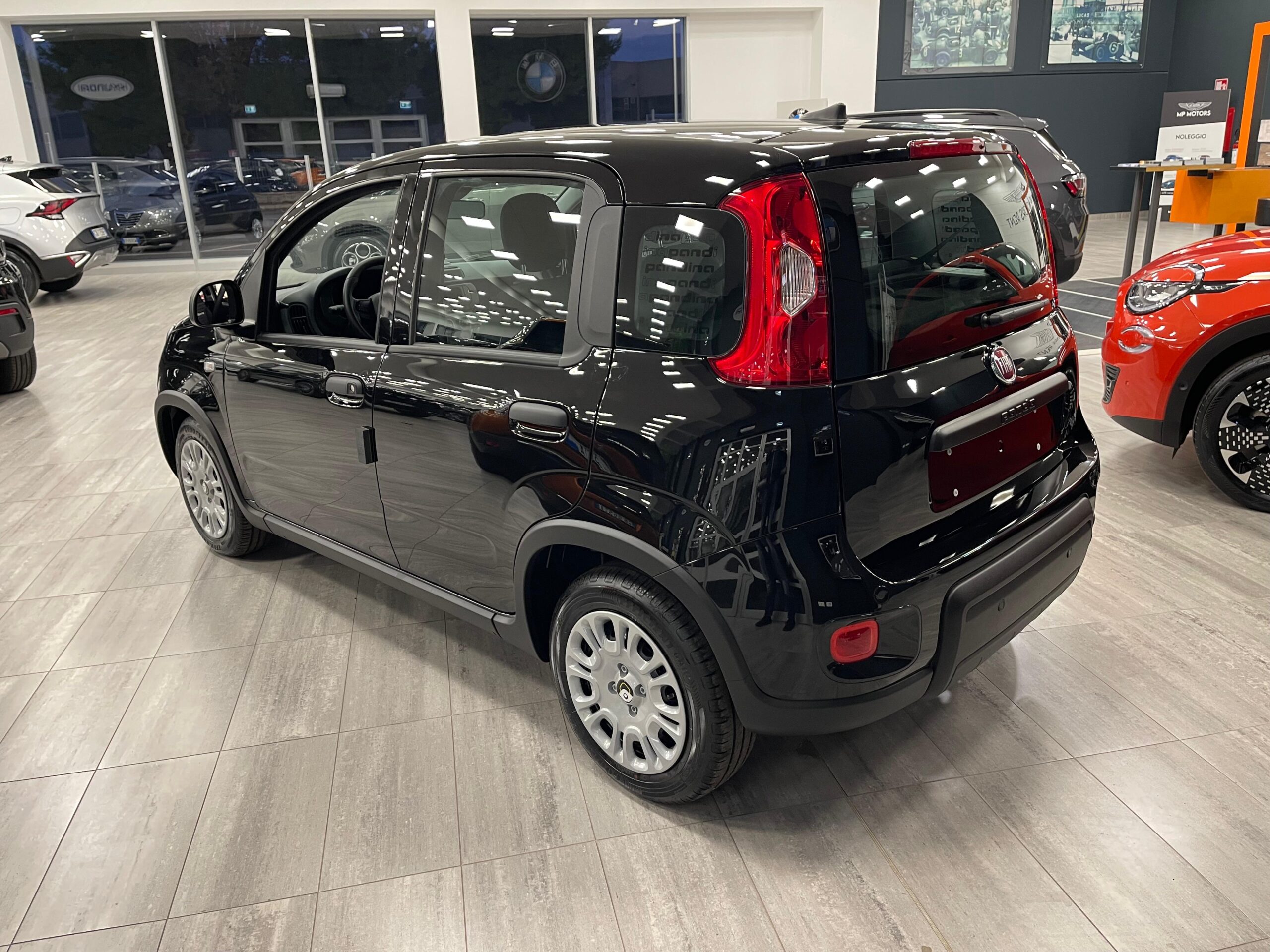 FIAT PANDA 1.0 70CV HYBRID PANDINA 14/11/24 KM0 – MP MOTORS