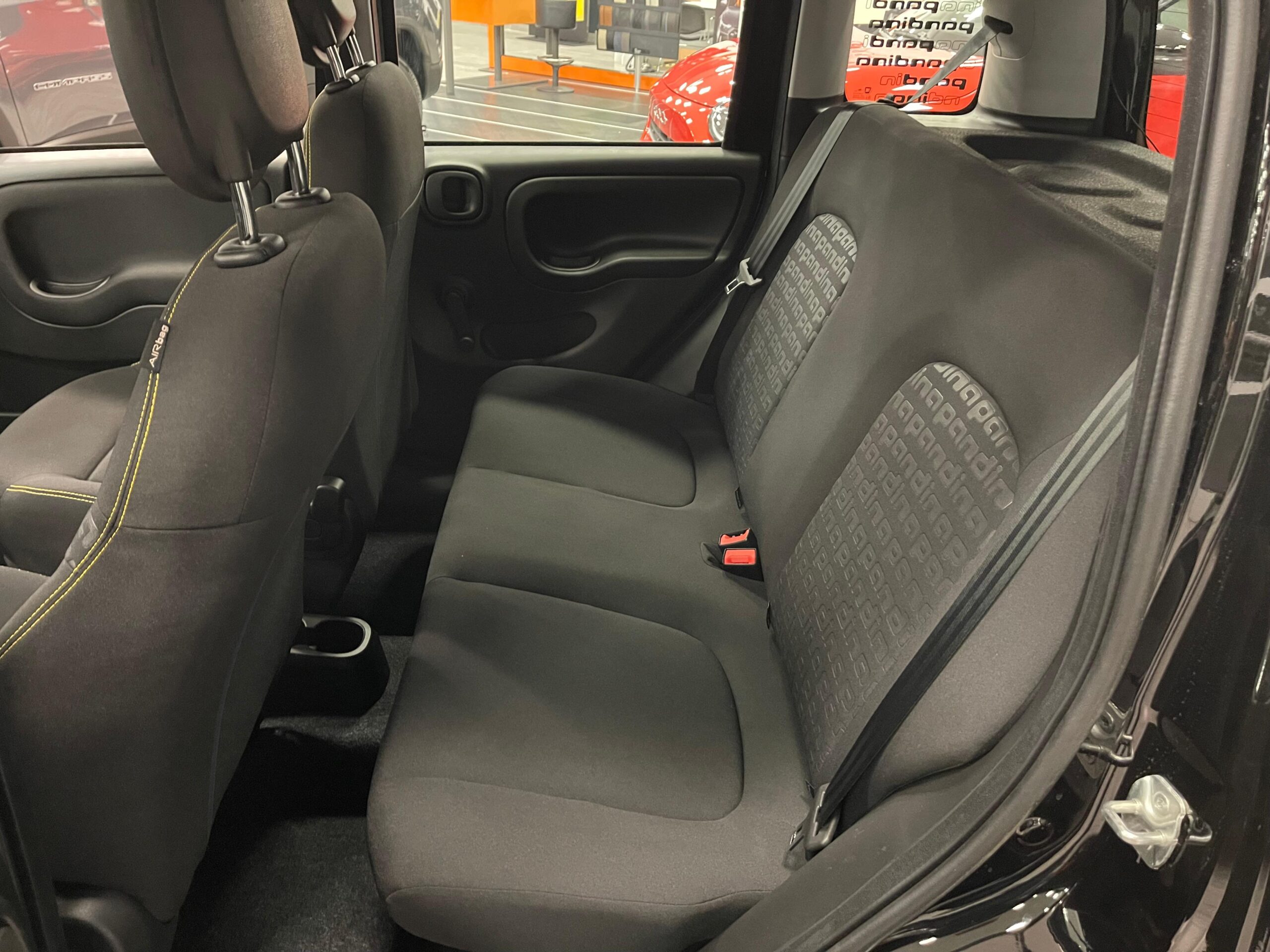 FIAT PANDA 1.0 70CV HYBRID PANDINA 14/11/24 KM0 – MP MOTORS