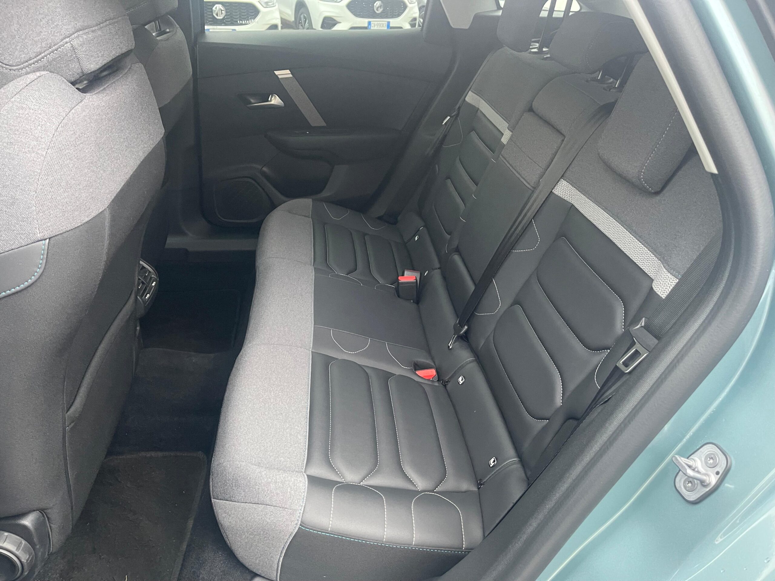 CITROEN C4 1.2 131CV 31/10/23 4.700KM – MP MOTORS
